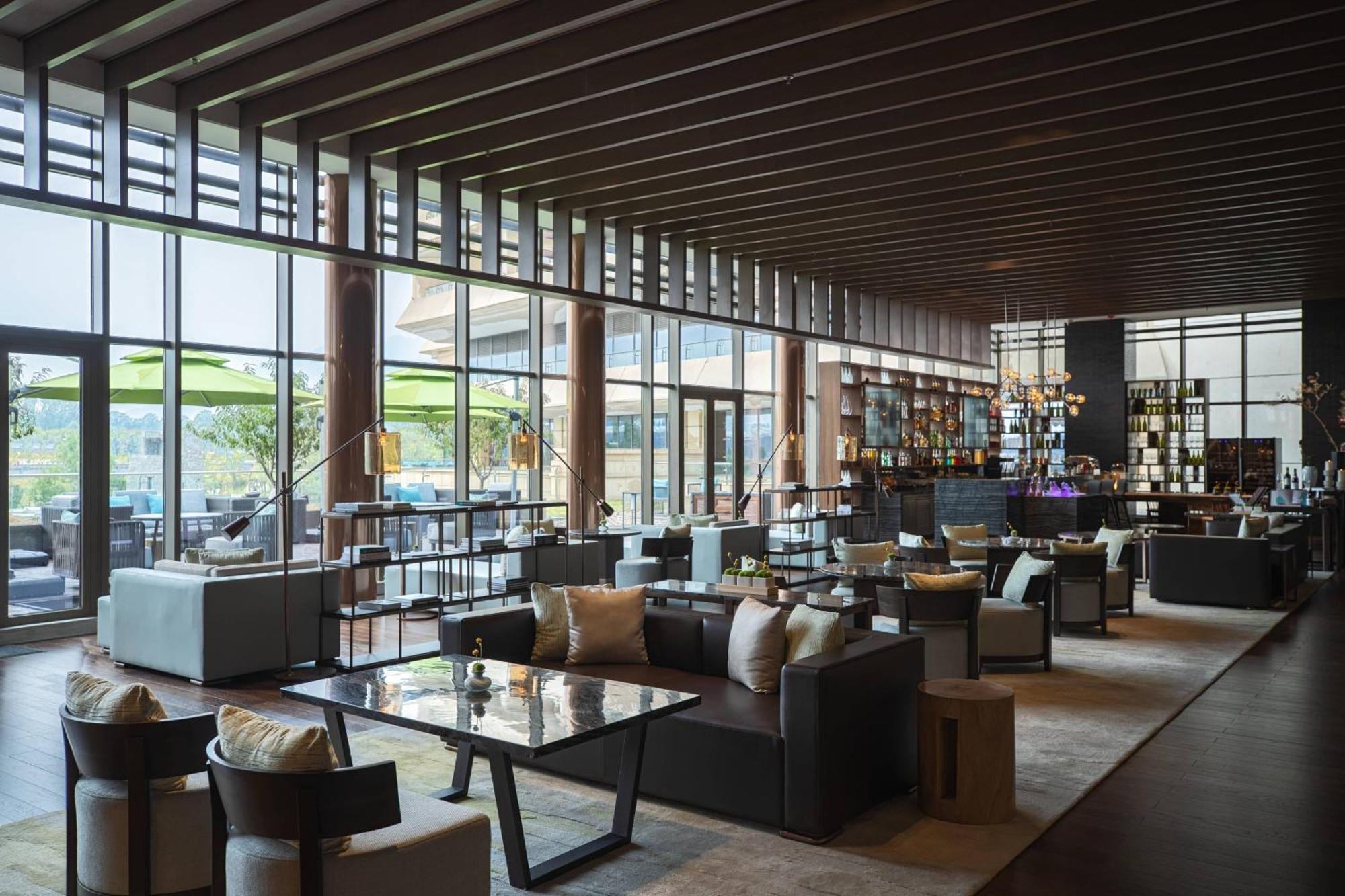 Beijing Marriott Hotel Changping Exteriör bild
