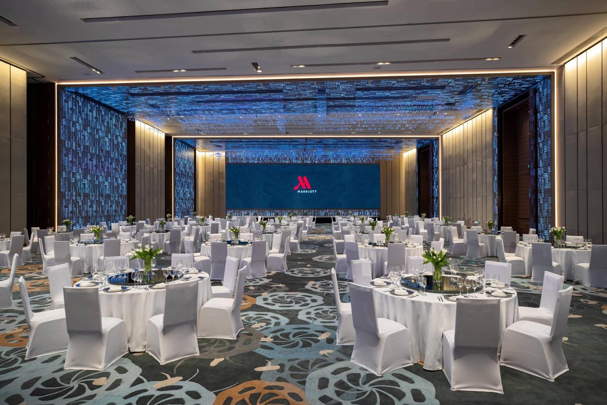 Beijing Marriott Hotel Changping Exteriör bild