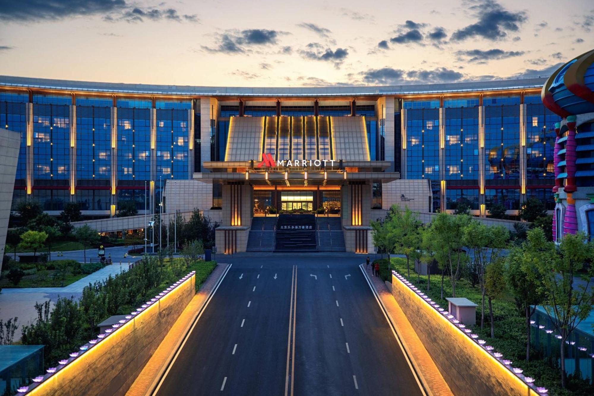 Beijing Marriott Hotel Changping Exteriör bild